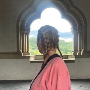 Meet your Posher, Josée